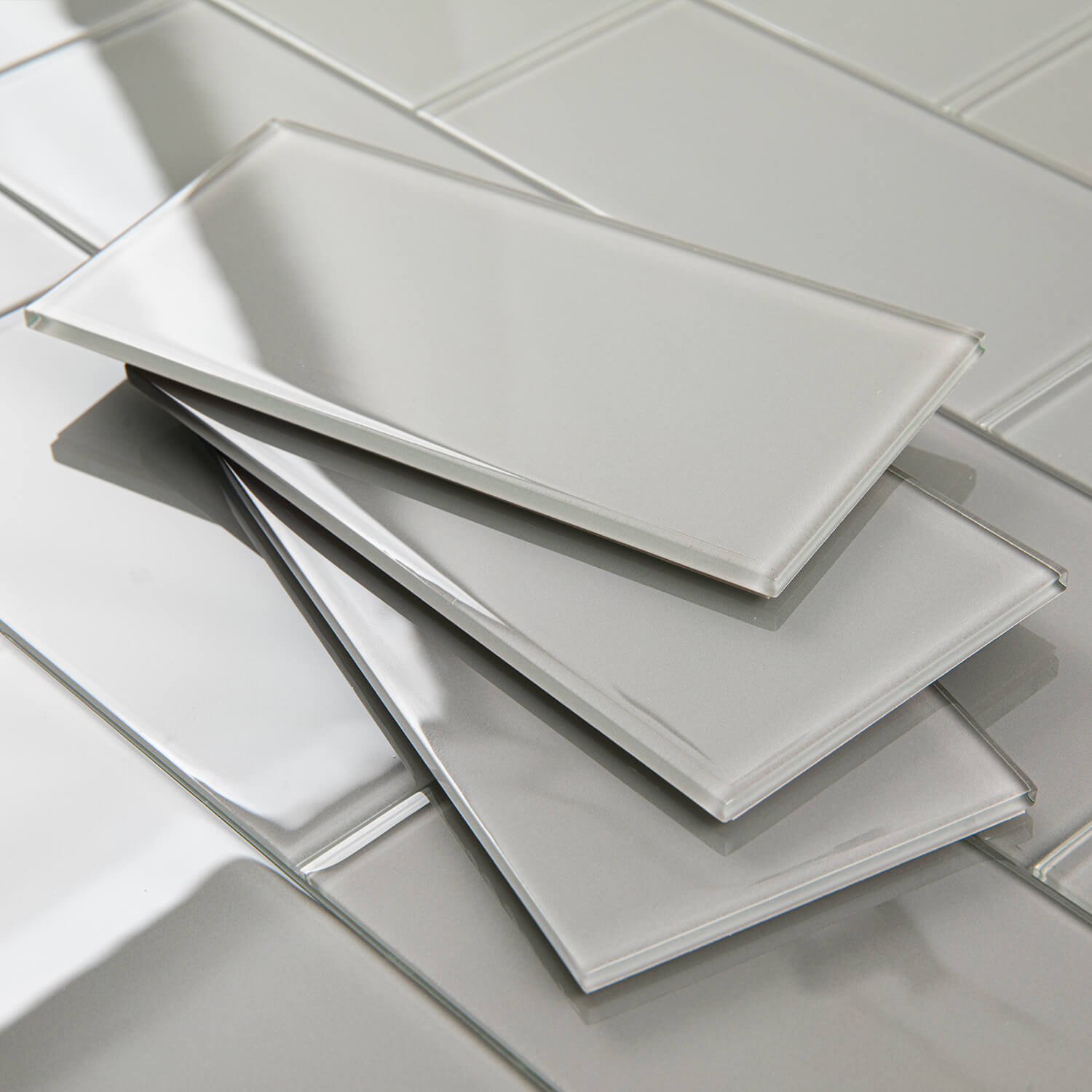 Peel and Stick Glass Subway Tile, 3 x 6 Inch, 5 Sq Ft, Light Grey Glass for Bathroom Kitchen Backsplash Wall, 40-Pack