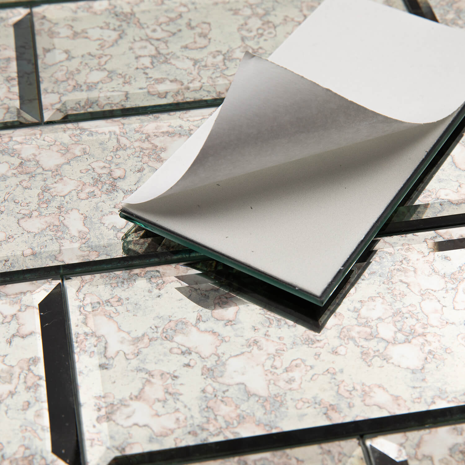 Peel and Stick Antique Beveled Mirror Tile Subway Mirror Glass Backsplash 3x6 Inch for Kitchen Bathroom Wall (40 Pcs, 5 SQ.FT.)