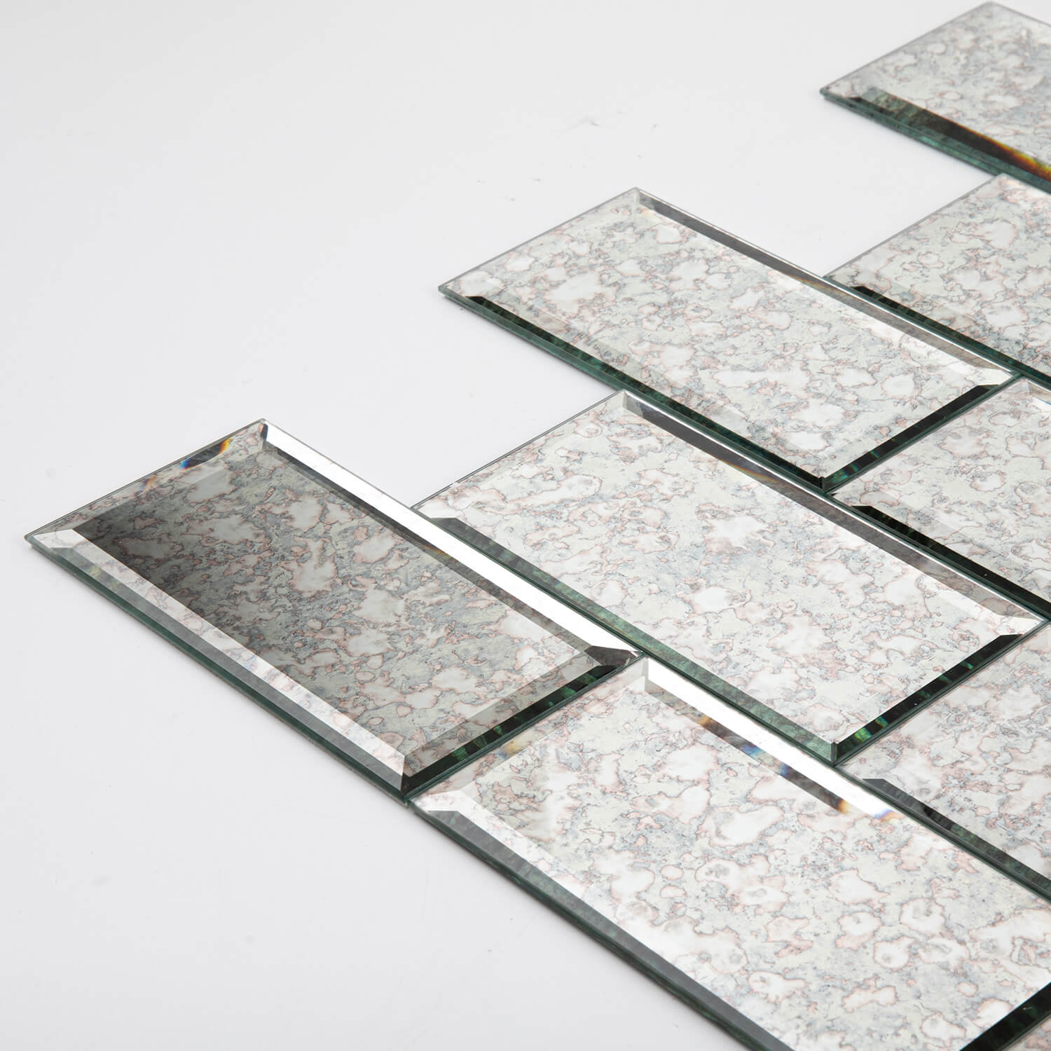 Peel and Stick Antique Beveled Mirror Tile Subway Mirror Glass Backsplash 3x6 Inch for Kitchen Bathroom Wall (40 Pcs, 5 SQ.FT.)